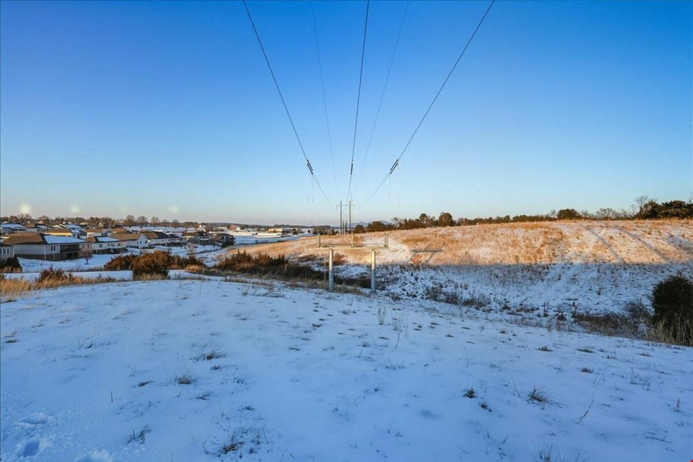 DEVELOPMENT OPPORTUNITY | 20+ ACRES IN AUTUMN BREEZE
