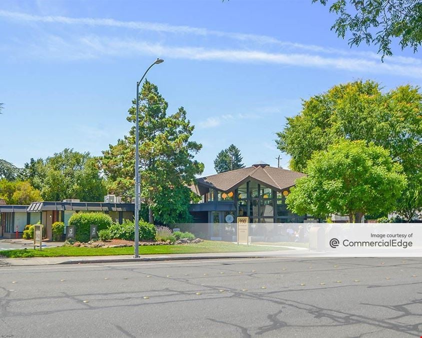 990 Sonoma Avenue