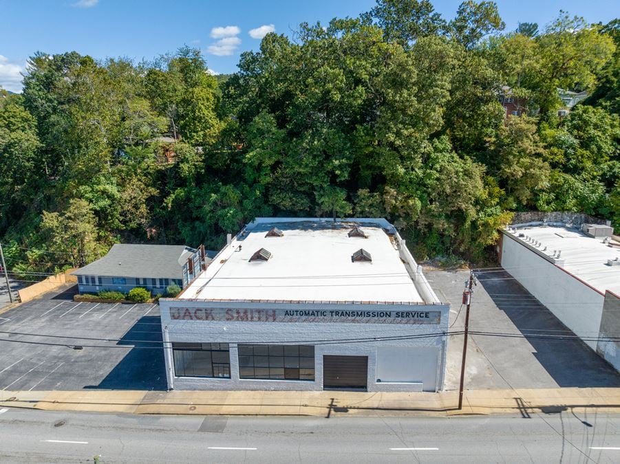 Iconic Jack Smith Building Available for Lease!