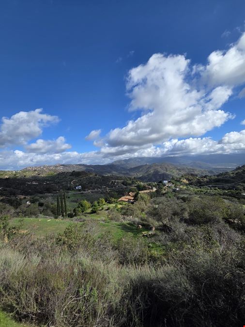 Rainbow Crest Rd