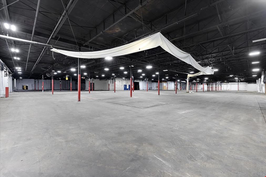 Versatile Industrial/ Flex/ Warehouse and Storage Facility