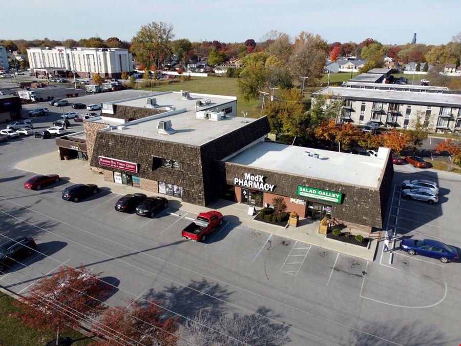 Navarre Plaza