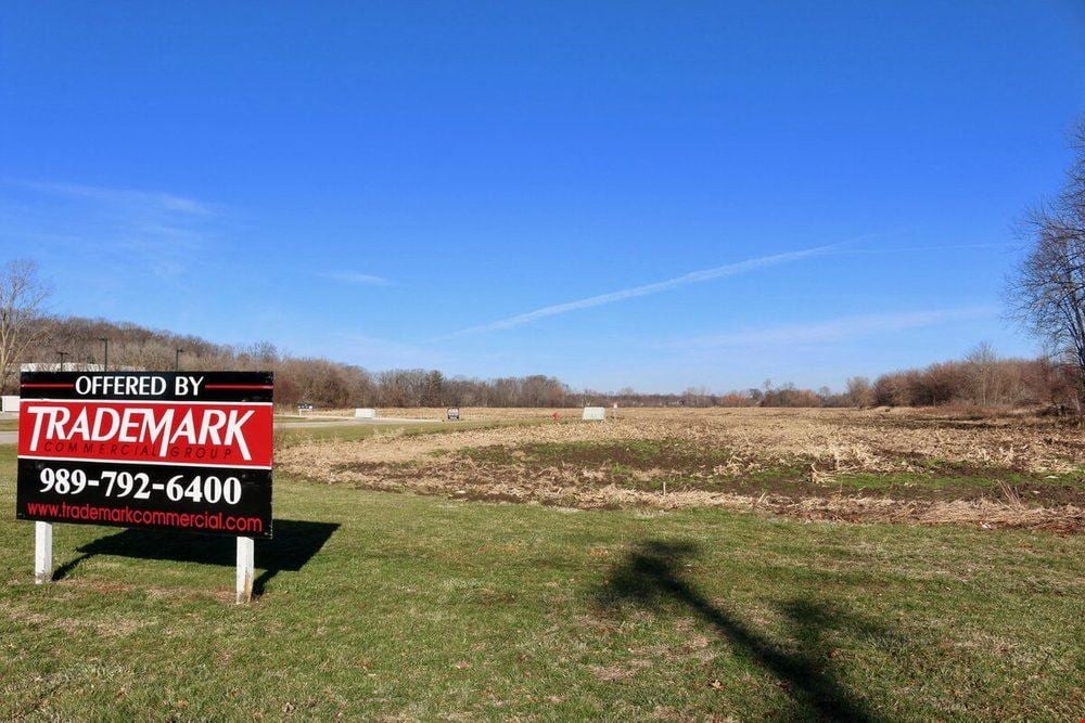 FOR SALE/BUILT TO SUIT PARCEL 3