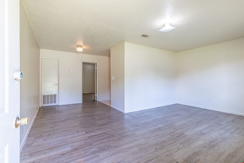 Riviera Place Apartments