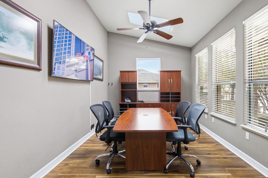 For Sale +/- 1,760 SF Professional Office