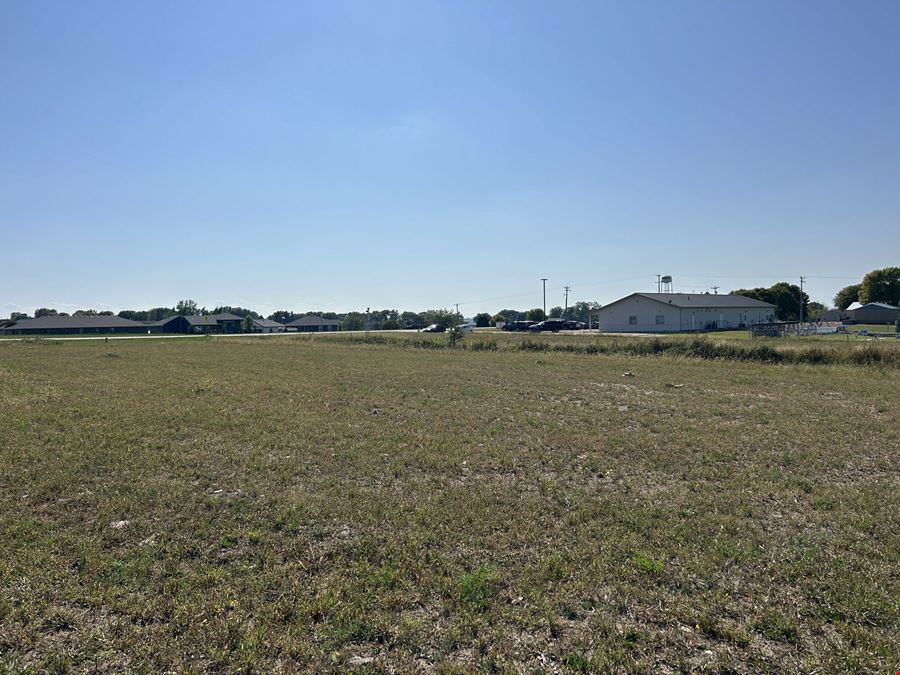 Lovely Avenue Land