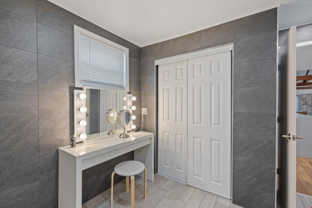 Commercial / Residential Opportunity