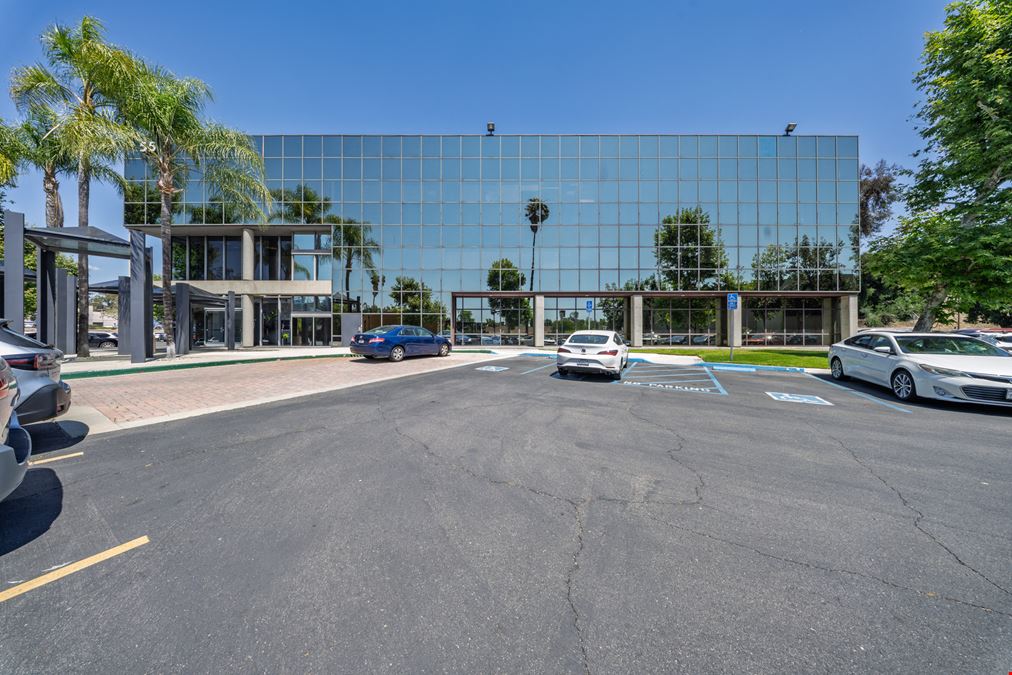 Sunset Plaza Professional Building