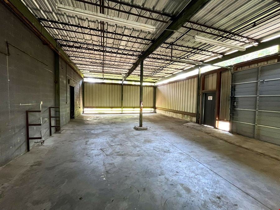 13,000 SF Office/Warehouse