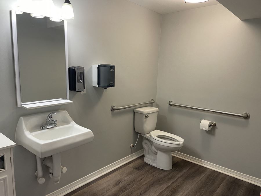 Medical Office Bldg For Sale or Lease