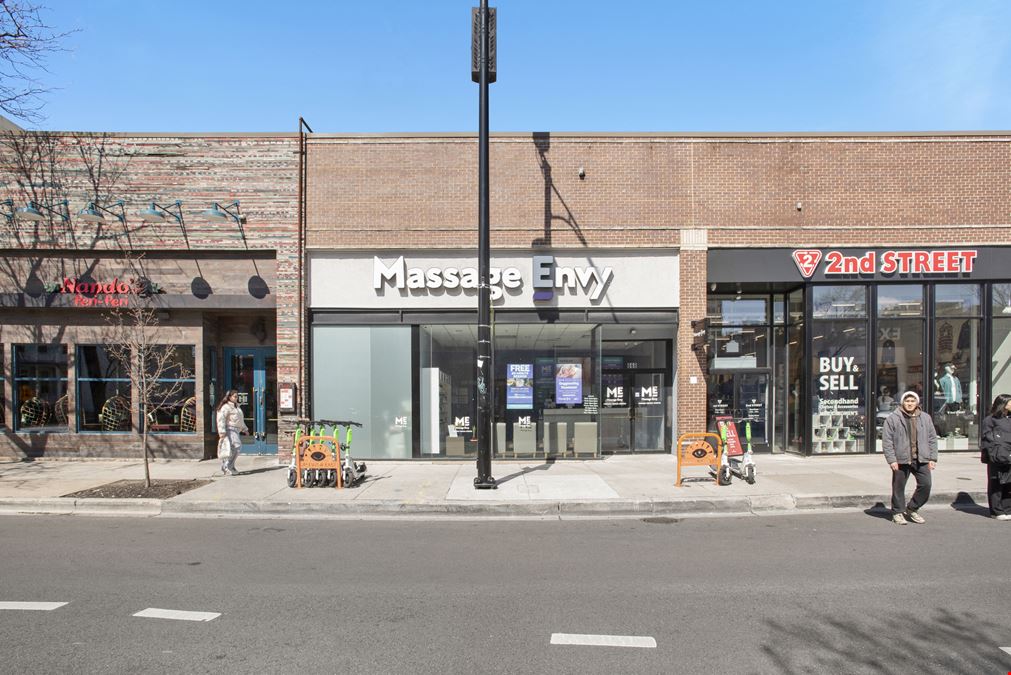 670 W Diversey Pkwy (Three-Tenant Retail Property)