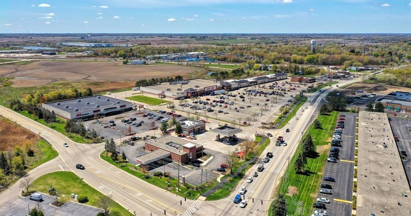 Preview of Retail space for Rent at 885 East Belvidere Road