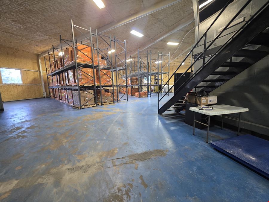 14,441 SF M-2 Industrial Property on 3.03 Acres