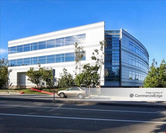 Preview of Office space for Rent at 800 Corporate Pointe
