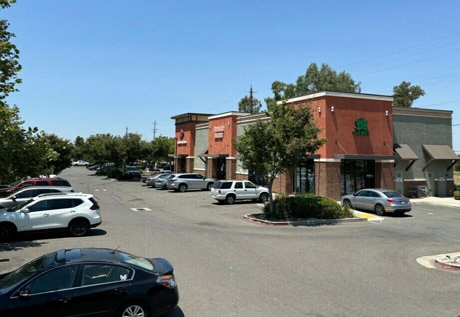 10550 Twin Cities Rd #30 Lease Space