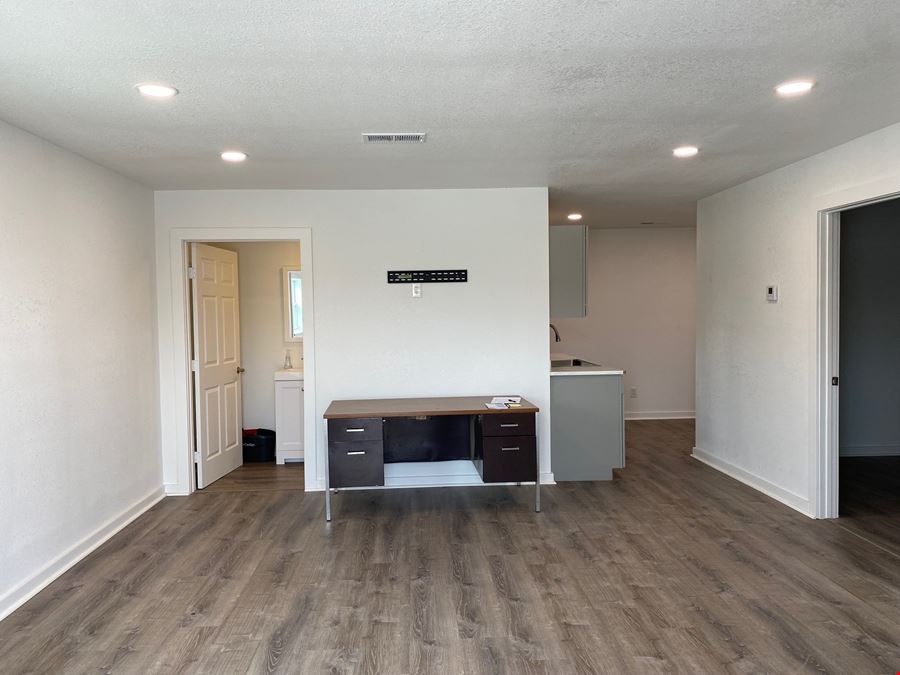 5K Shop with 2 acre gravel laydown drop yard
