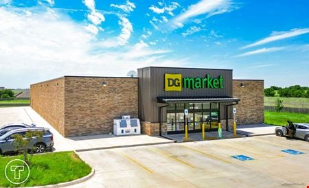 Preview of Retail space for Sale at 7010 SW Lee Blvd