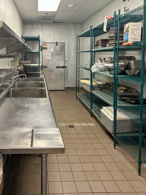 Restaurant Building for Lease in Conway, AR