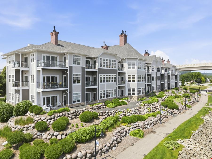 Luxury River View Living at Eagles Landing