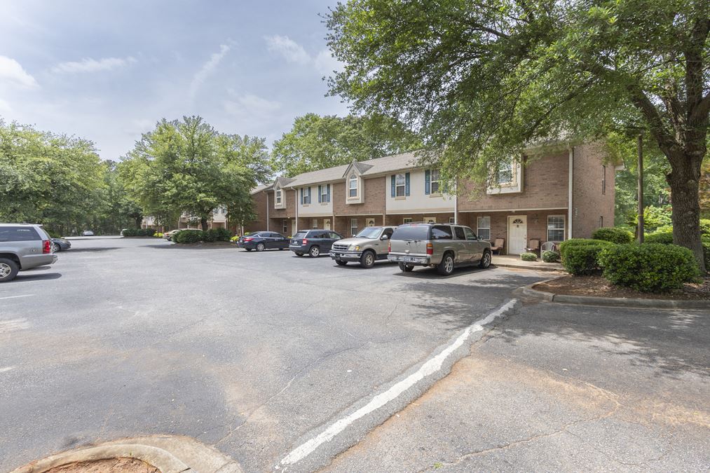 407-417 Nelson Dr