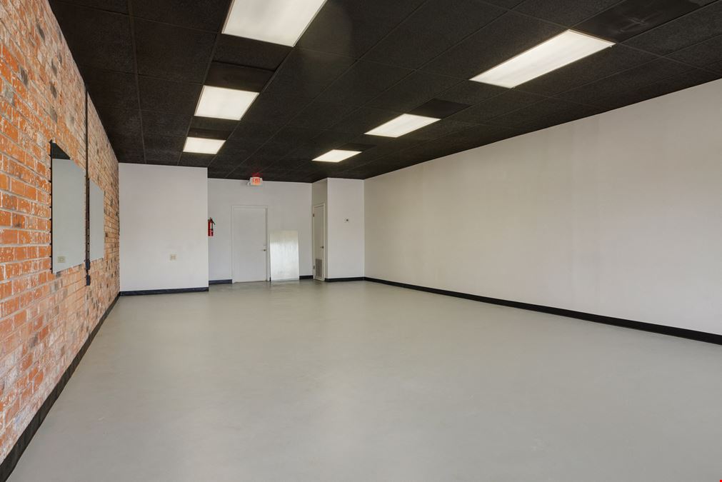 2801 Kaliste Saloom Rd
