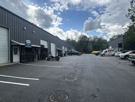 Preview of Industrial space for Rent at 232 Calef Highway