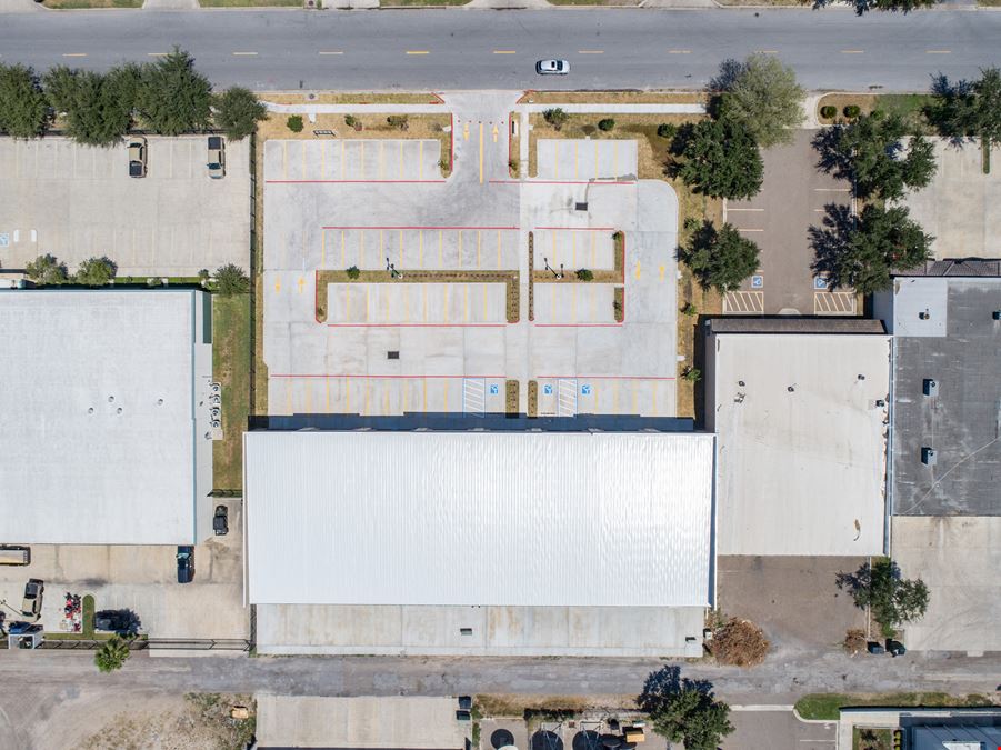1400 E. Jasmine Ave.
