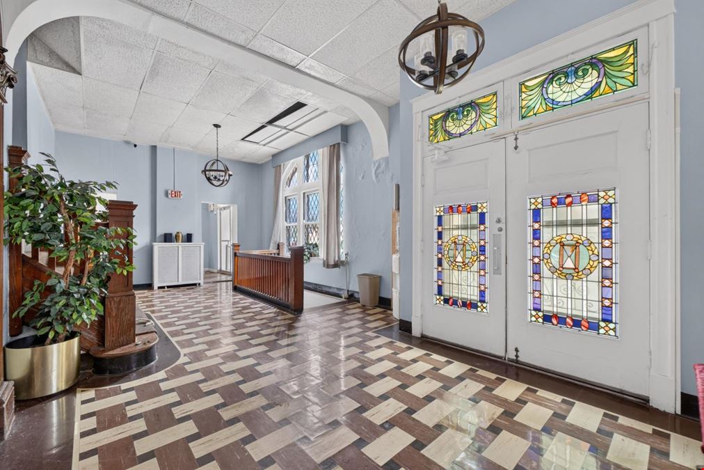 Dutchtown Commercial Property