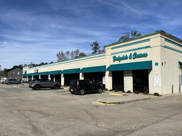 Preview of Retail space for Rent at 2060 Gause Blvd W