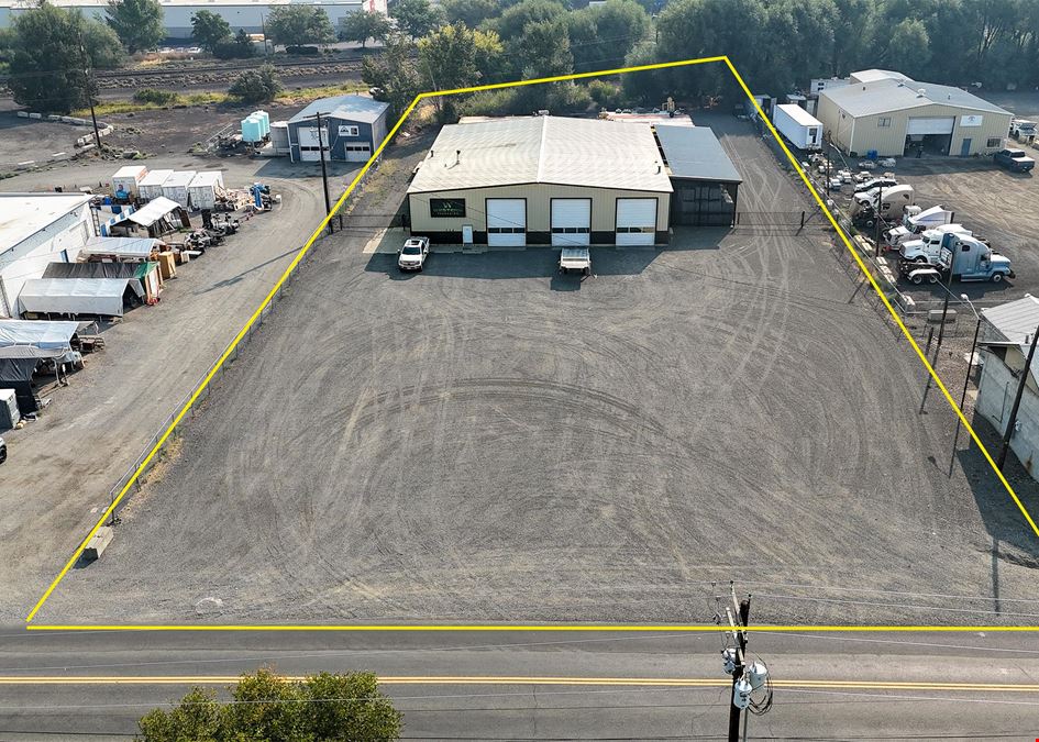 National Tenant Industrial Investment w/Excess Land