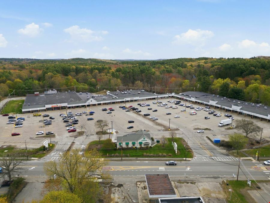 Stow, MA - Stow Shopping Center