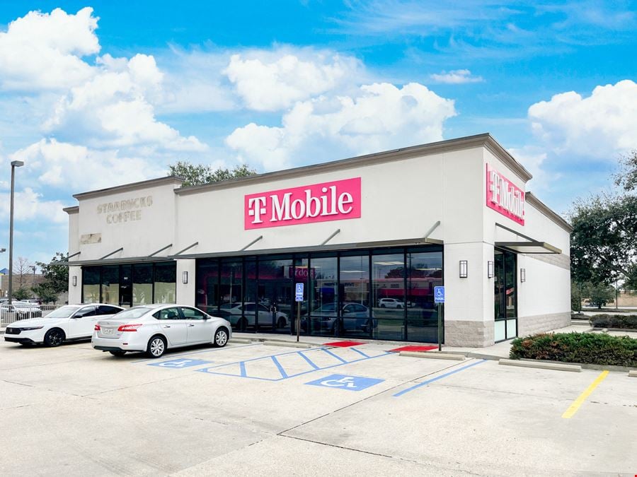Former Starbucks on Johnston St for Lease