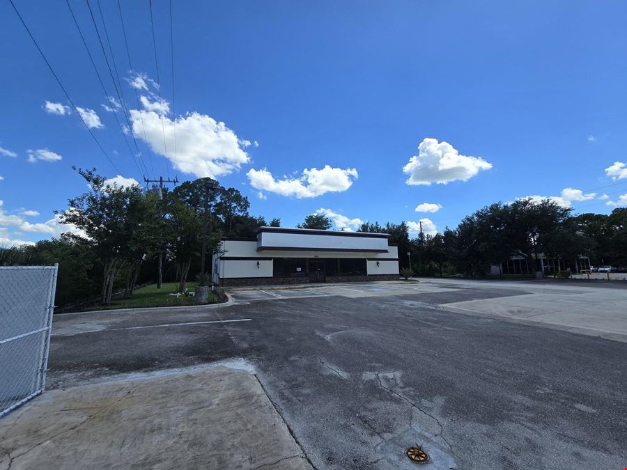 Freestanding Commercial Bldg Lease Vero Bh
