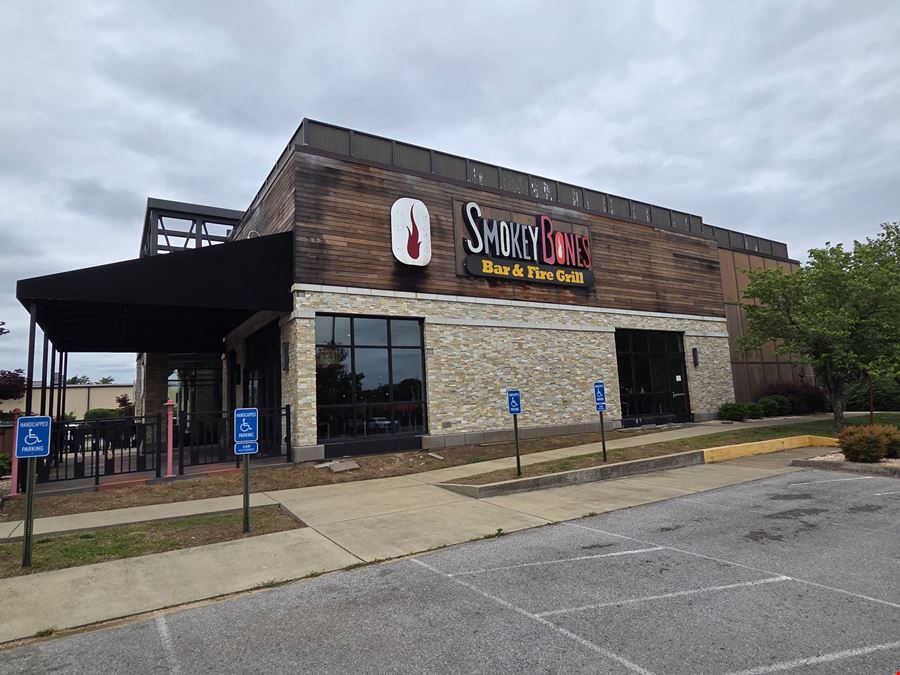 Former Smokey Bones
