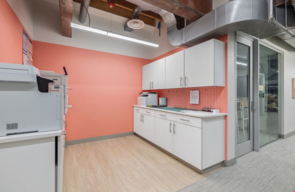 Athlos Building - Suite 300