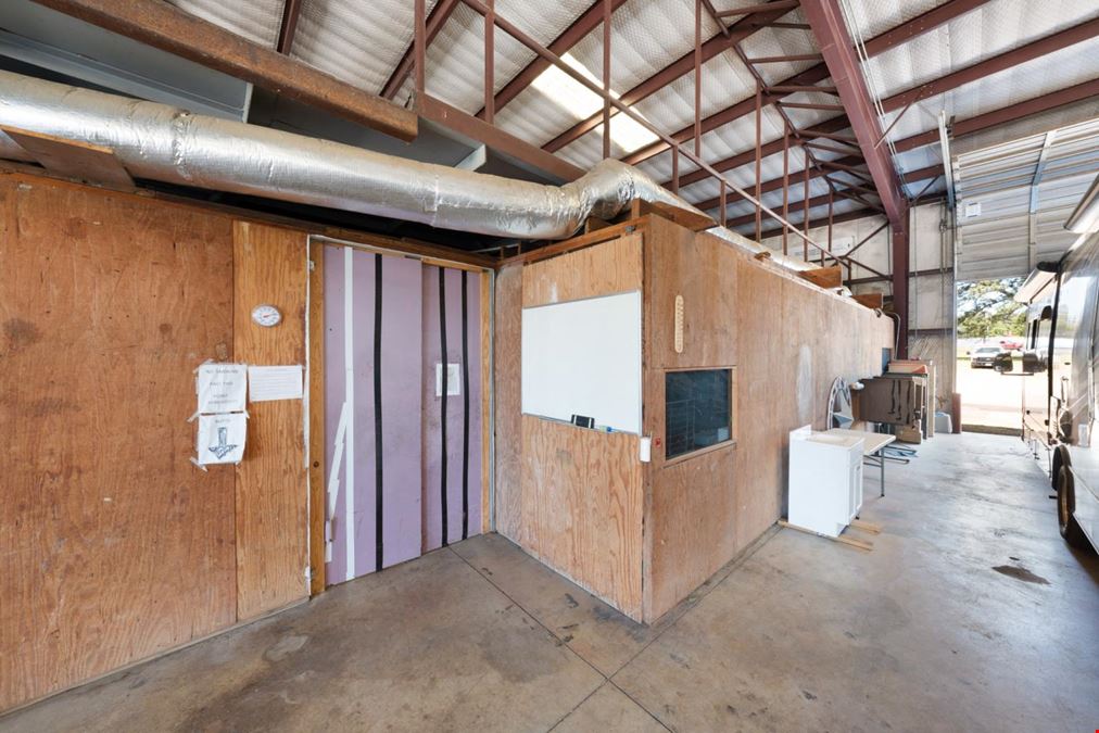 Flex Space Sale in Flint