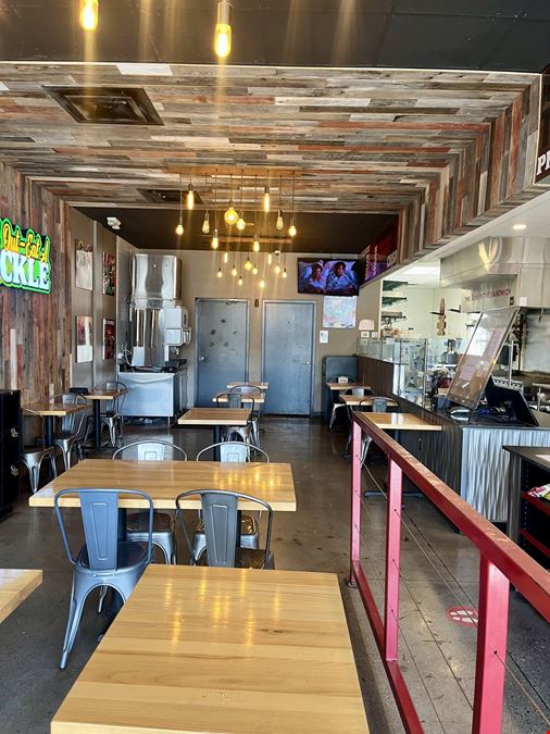 Endcap Turn Key Restaurant for SUBLEASE