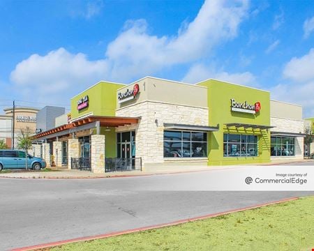 Preview of commercial space at 2800 South Interstate 35