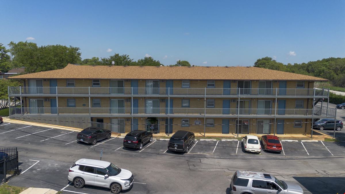 Blue Station Apartments