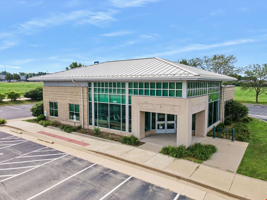 High Visability Retail - 2001 Shepard Rd