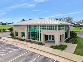 High Visability Retail - 2001 Shepard Rd