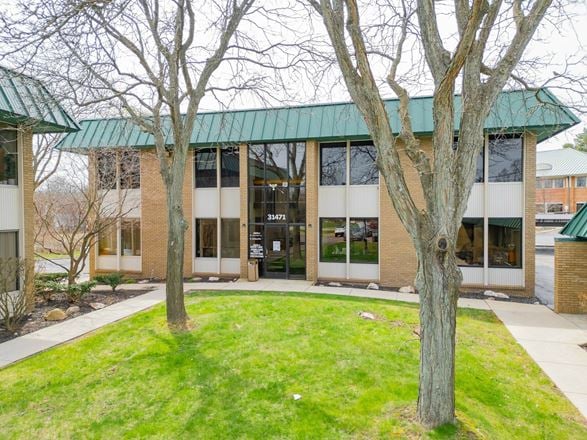 Preview of Office space for Rent at 31471 Northwestern Hwy