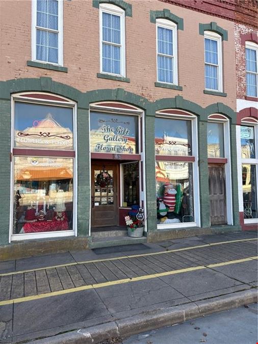 145 E Main St