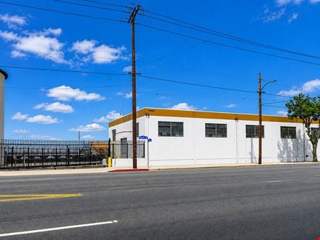 Preview of Industrial space for Rent at 4825 District Blvd