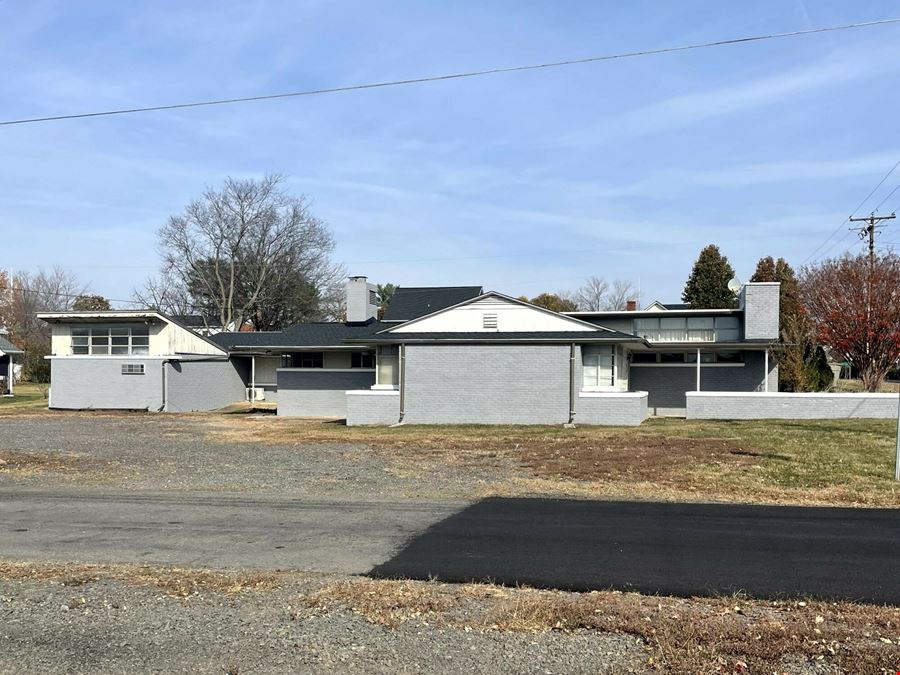 Price Reduced! Freestanding Commercial Building