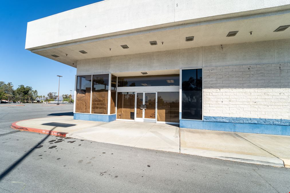 Former Sears Auto Center