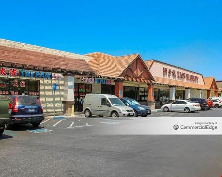 Preview of commercial space at 1001-1071 E. Capitol Expwy