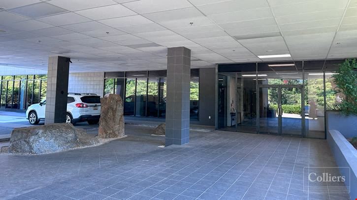 ±10,000-SF Class A Office Suite with State-of-the-art Technology | Greenville, SC