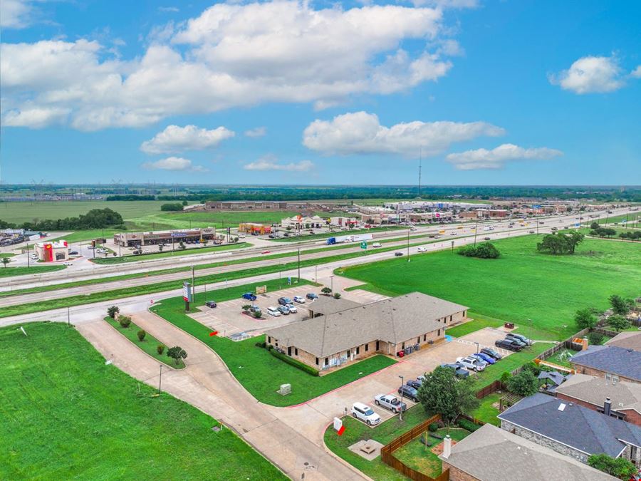 Office Investment Sale in Royse City