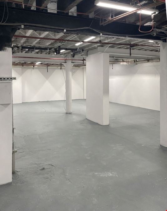 400 - 6,000 SF Flexible Office Space for Lease | 21-25 Flatbush Avenue